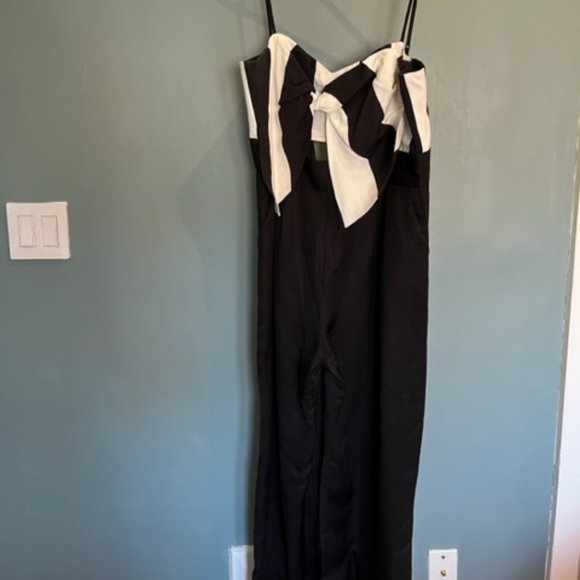 Bardot jumpsuit with bow and cutout - Picture 1 of 3